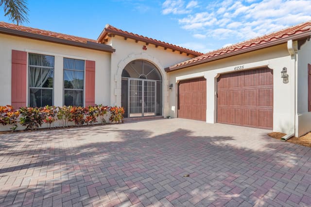 6225 Vireo Court, sold in Osprey Oaks, Lake Worth, FL