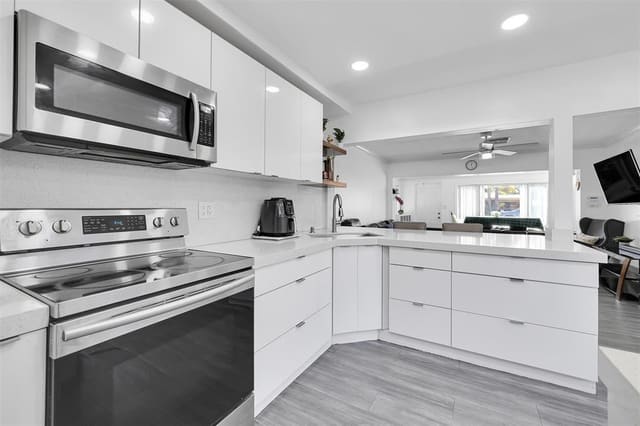 2535 Sherman Street, Hollywood, FL 33020