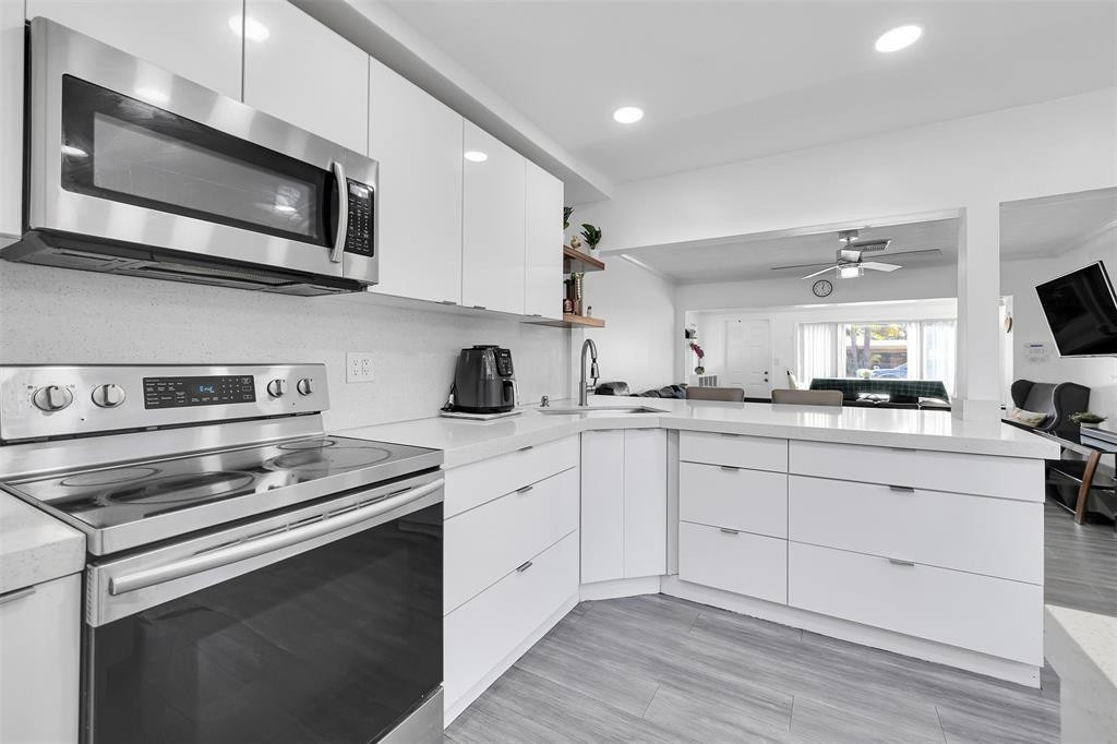 2535 Sherman Street, Hollywood, FL 33020, Hollywood