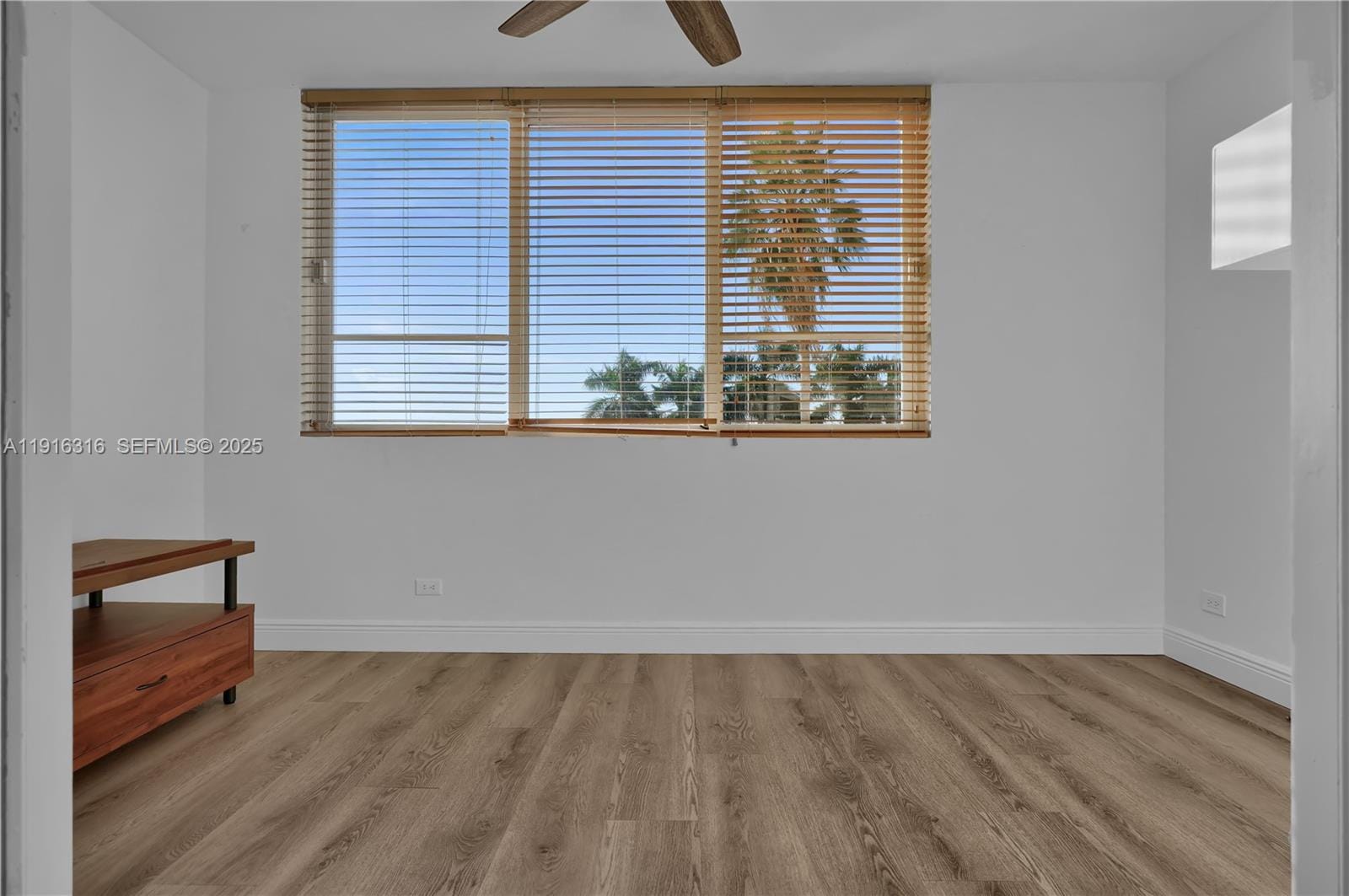 5005 Collins Avenue 402, Miami Beach, FL 33140 photo 10