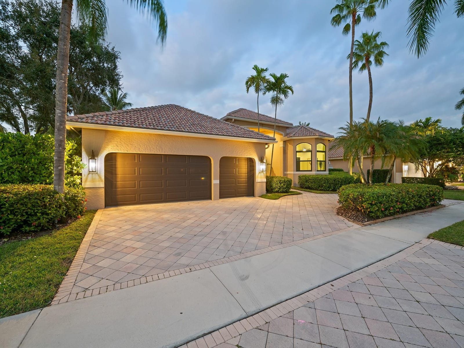 2583 Mayfair Lane, Weston, FL 33327 photo 1