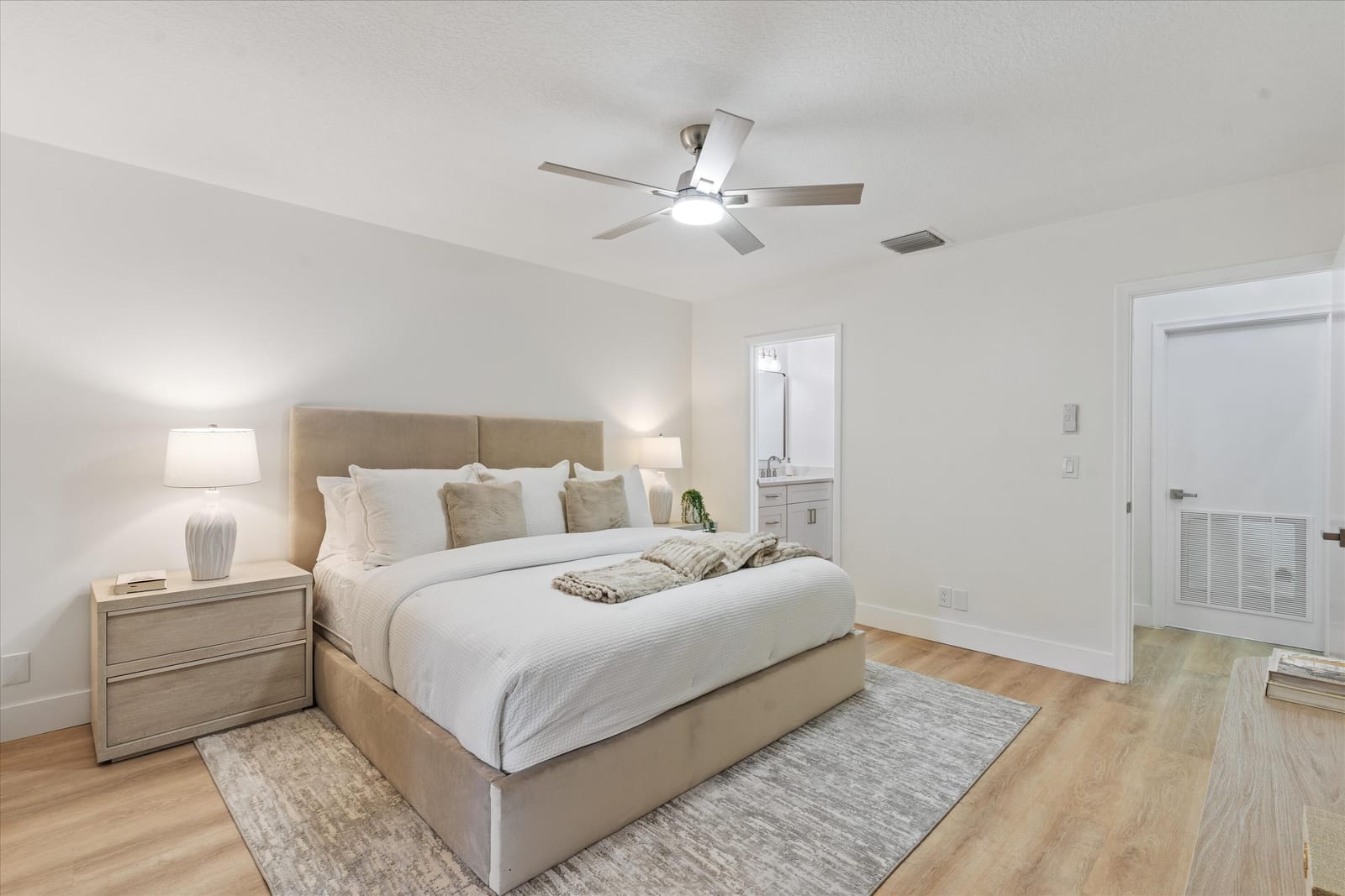 10967 Lake Front Place — photo 10