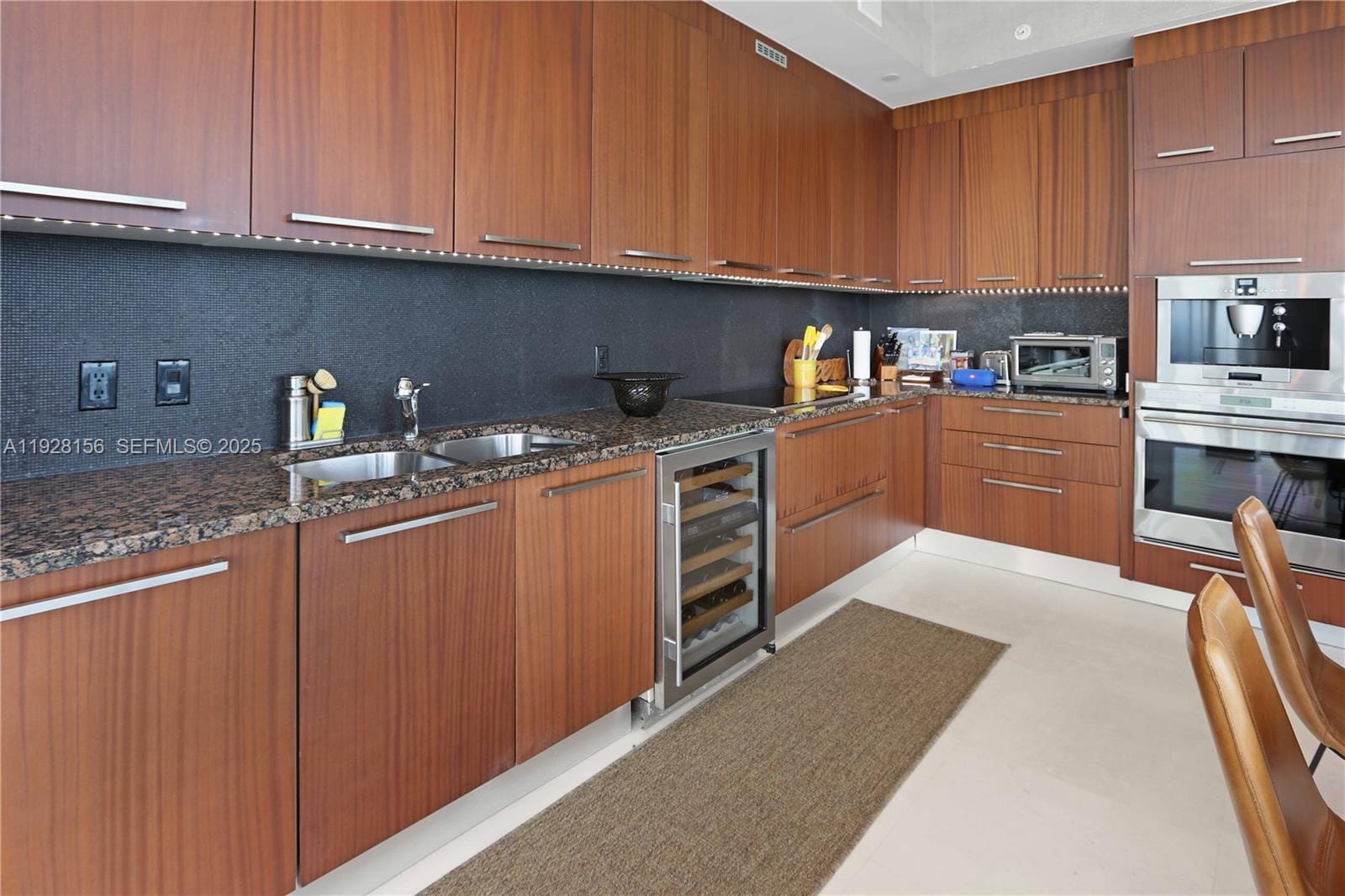 15901 Collins Avenue 1101, Sunny Isles Beach, FL 33160 photo 16