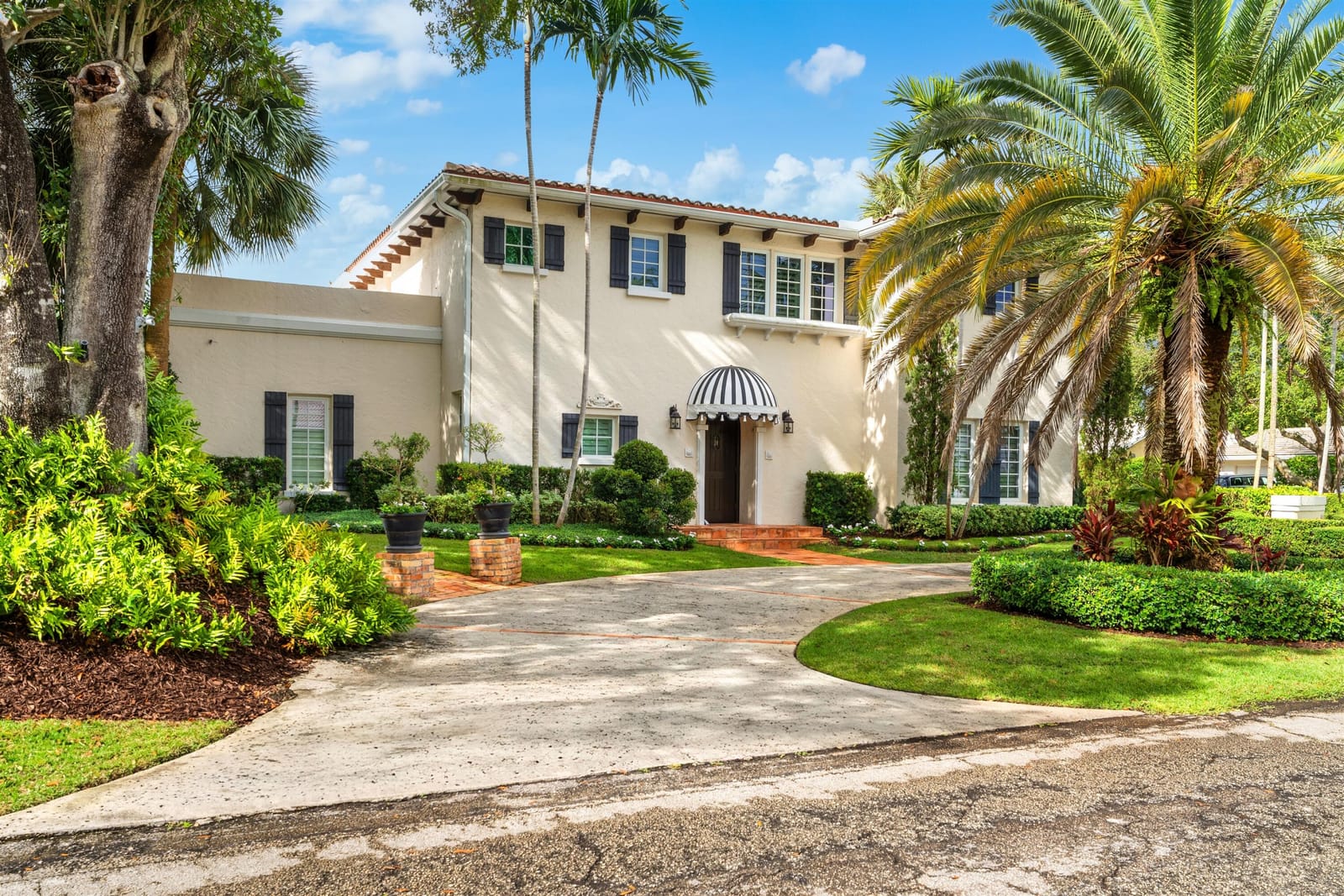 399 Florenada Terrace — photo 4