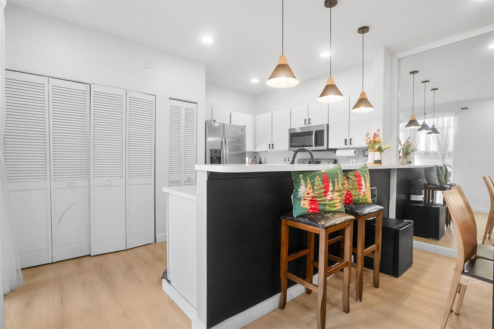 11760 Royal Palm Boulevard — photo 12