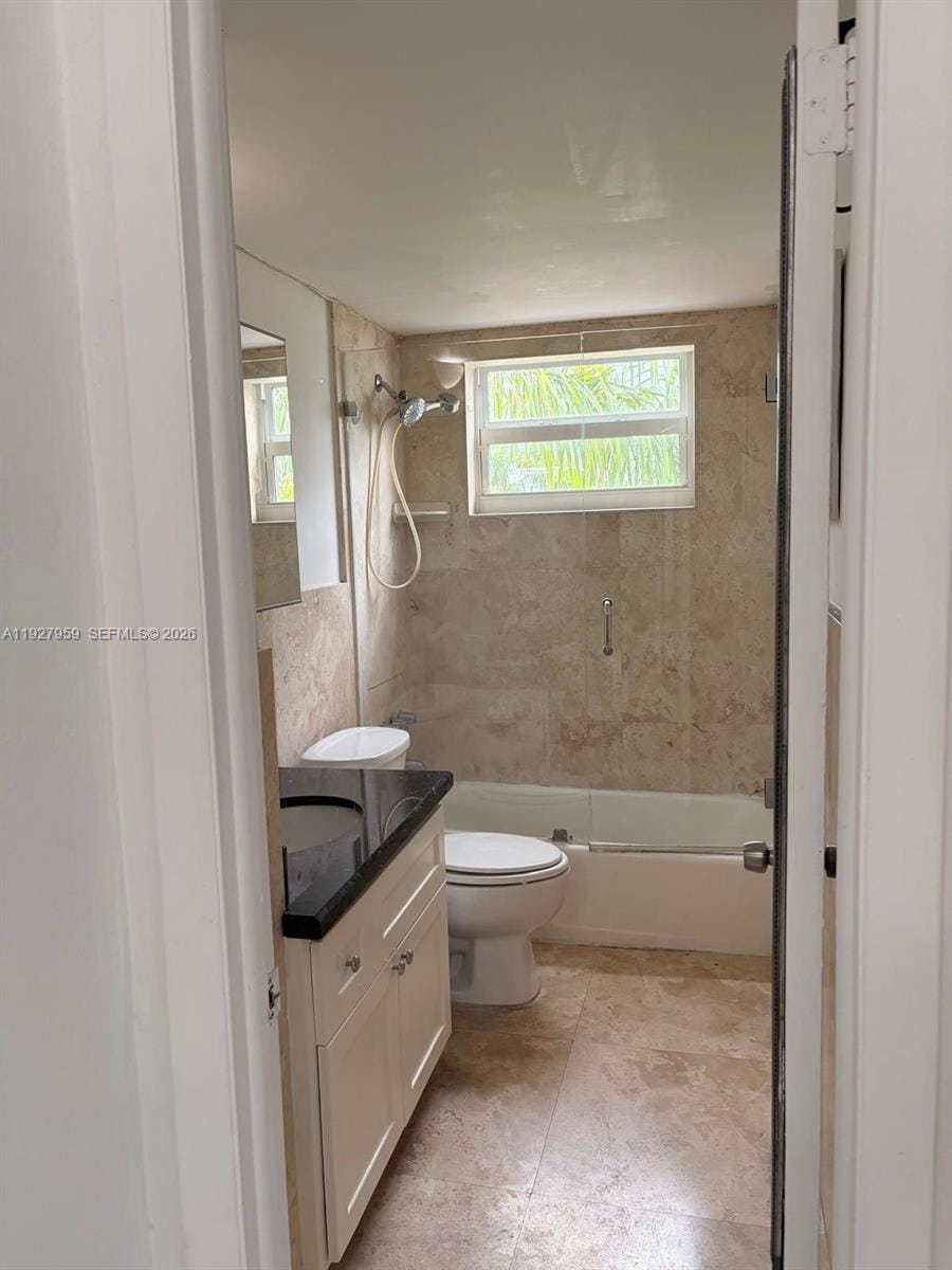 335 Collins Avenue 302, Miami Beach, FL 33139 photo 13