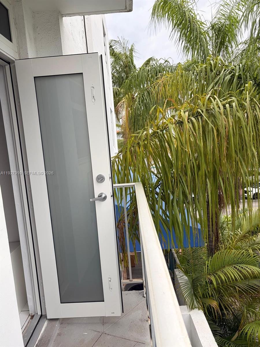 335 Collins Avenue 302 — photo 7