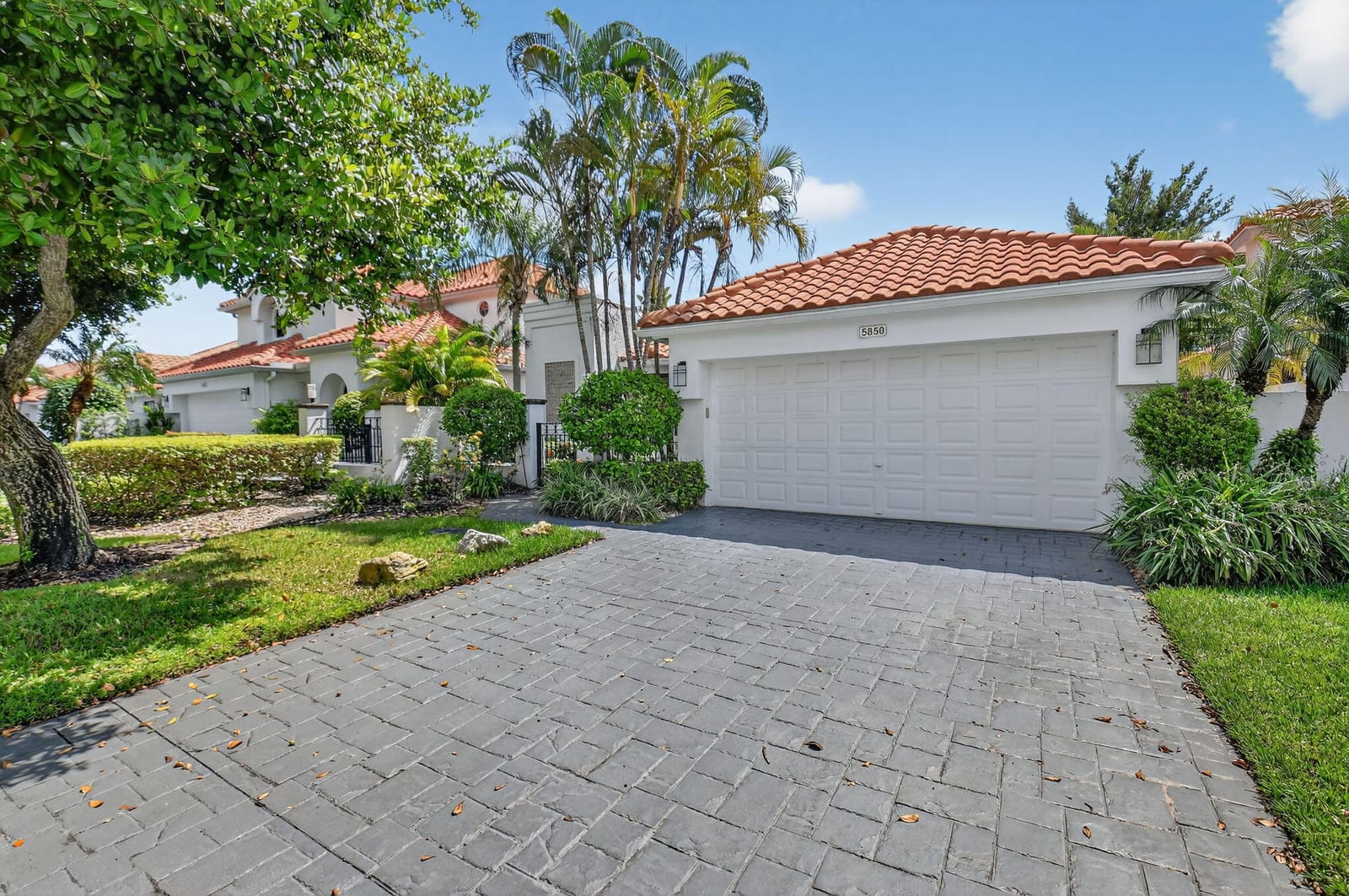 5850 NW 21st Avenue, Boca Raton, FL 33496 photo 2