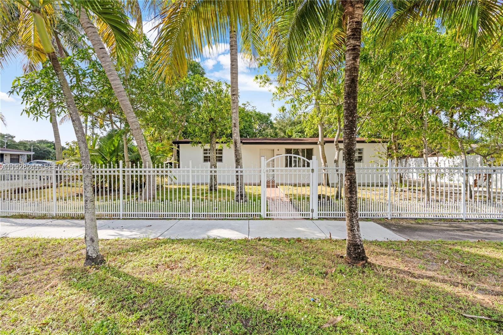 17144 NW 24th Place, Miami Gardens, FL 33056 photo 2
