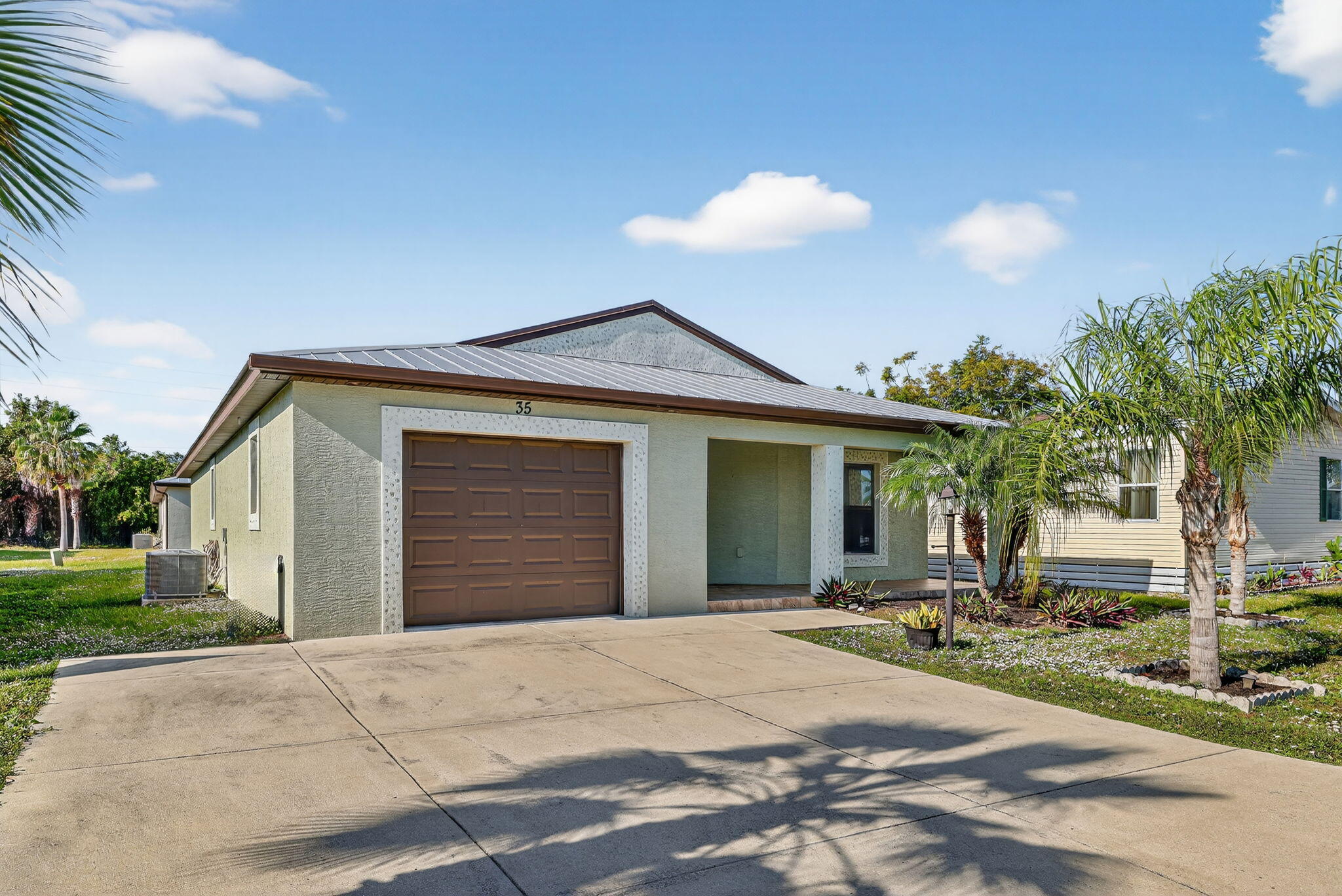 35 S Alhambra Lane, Port St. Lucie, FL 34952, Port St Lucie