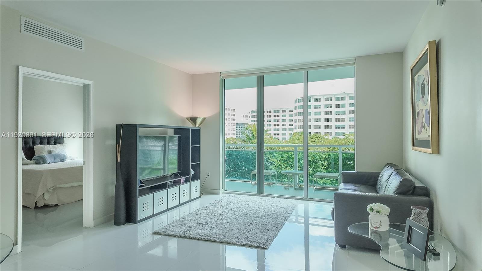 951 Brickell Avenue 1206, Miami, FL 33131 photo 2