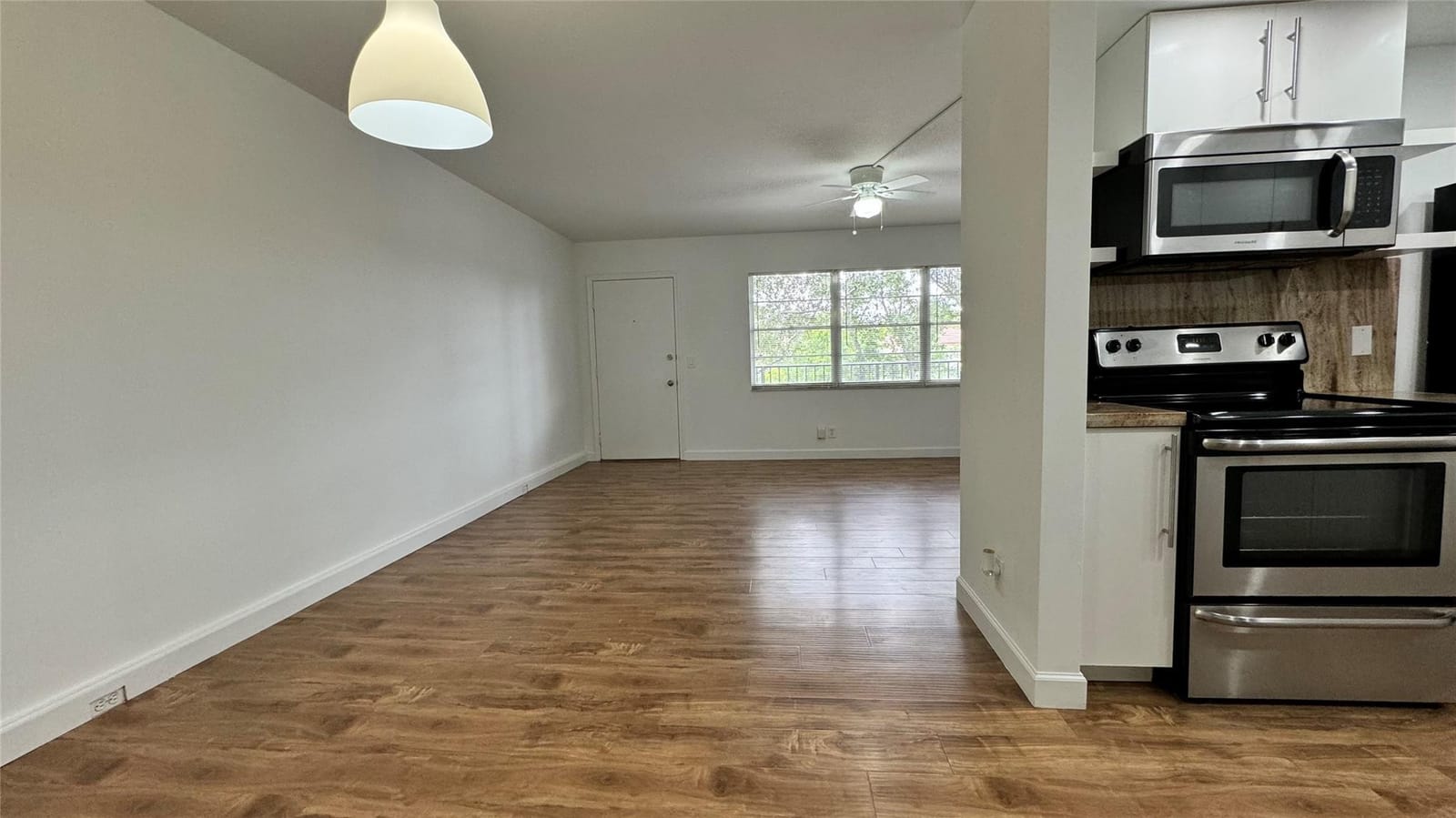 300 SW 134th Way 304E, Pembroke Pines, FL 33027 photo 16