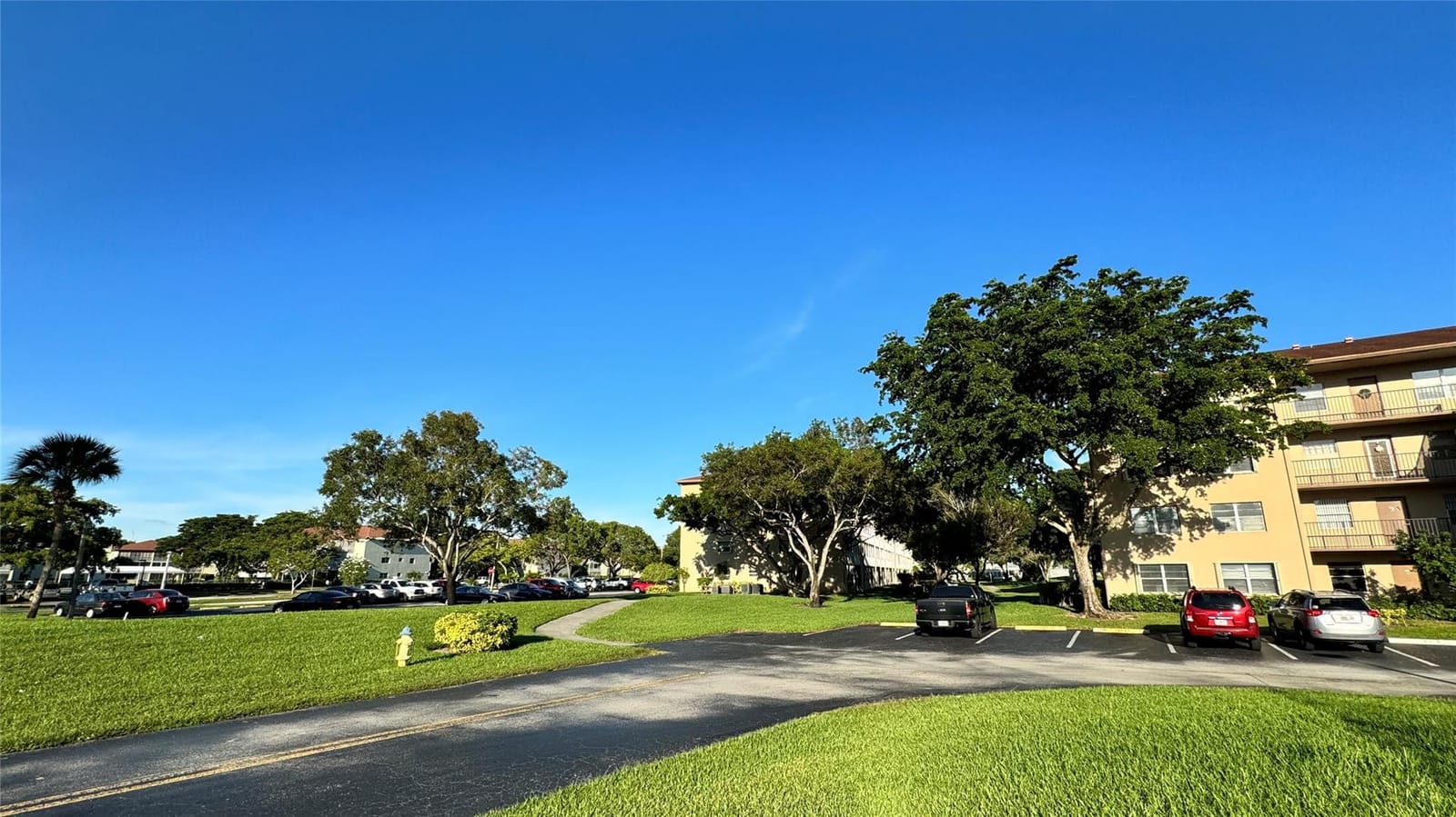 300 SW 134th Way 304E, Pembroke Pines, FL 33027 photo 18