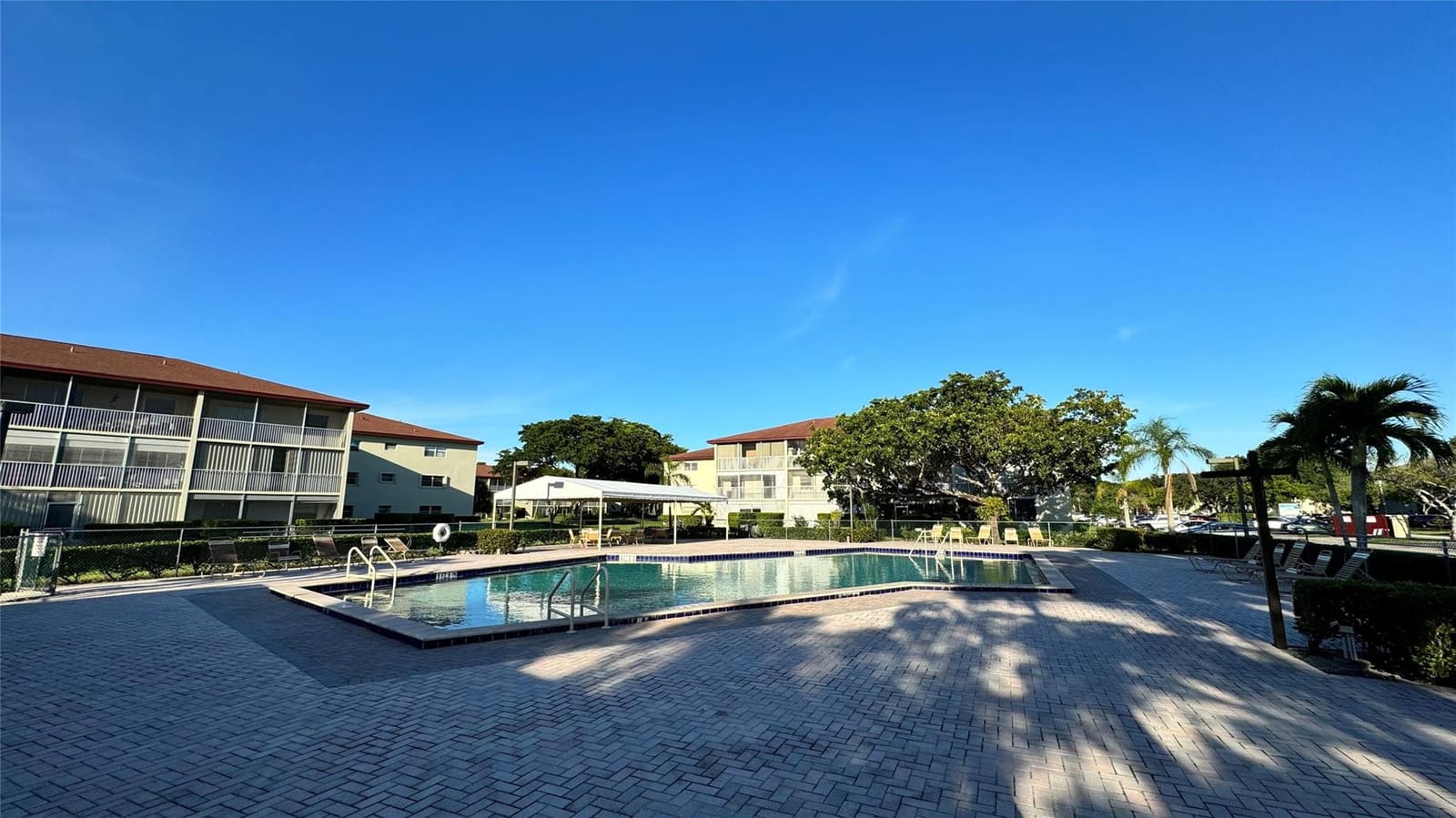 300 SW 134th Way 304E, Pembroke Pines, FL 33027 photo 21