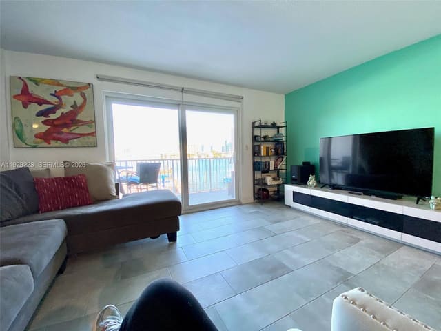 400 Golden Isles Drive 6, Hallandale Beach, FL 33009