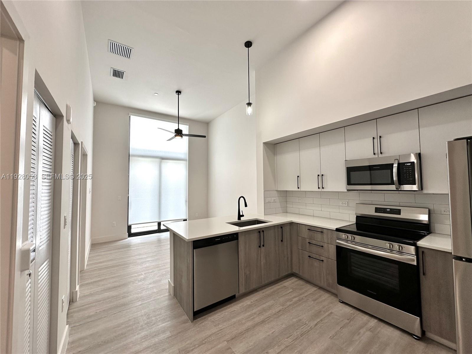 18412 Homestead Avenue 110, Miami, FL 33157, Miami