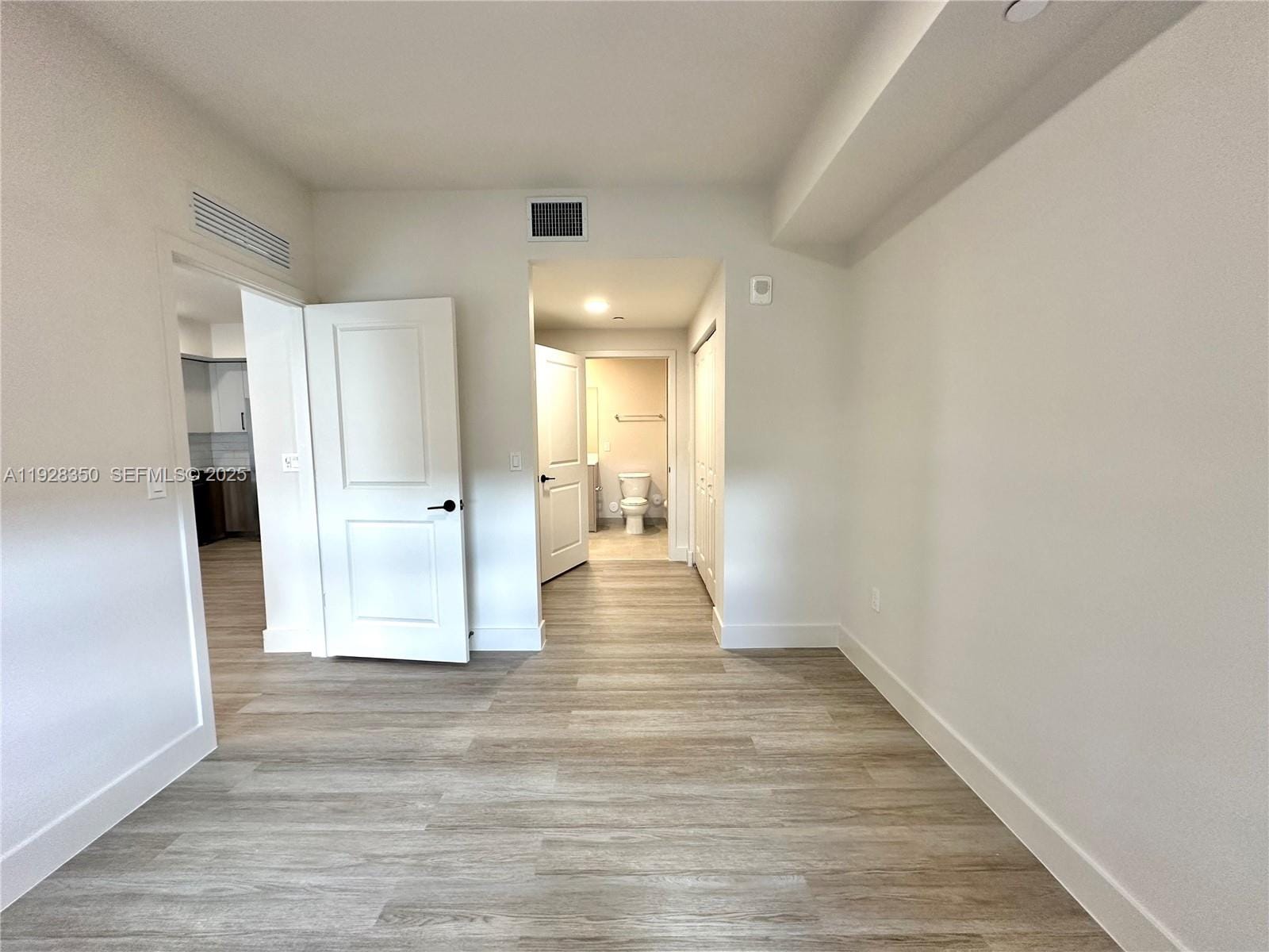 18412 Homestead Avenue 438 — photo 8