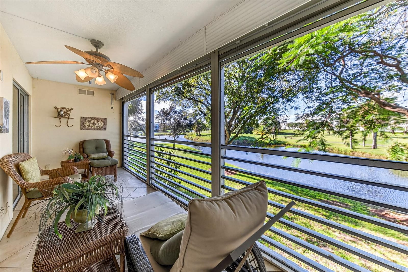 3202 Portofino Point B2, Coconut Creek, FL 33066
