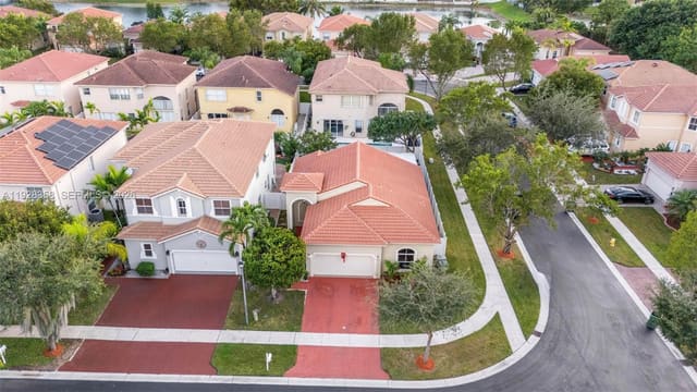 3712 NE 16th Street, Homestead, FL 33033