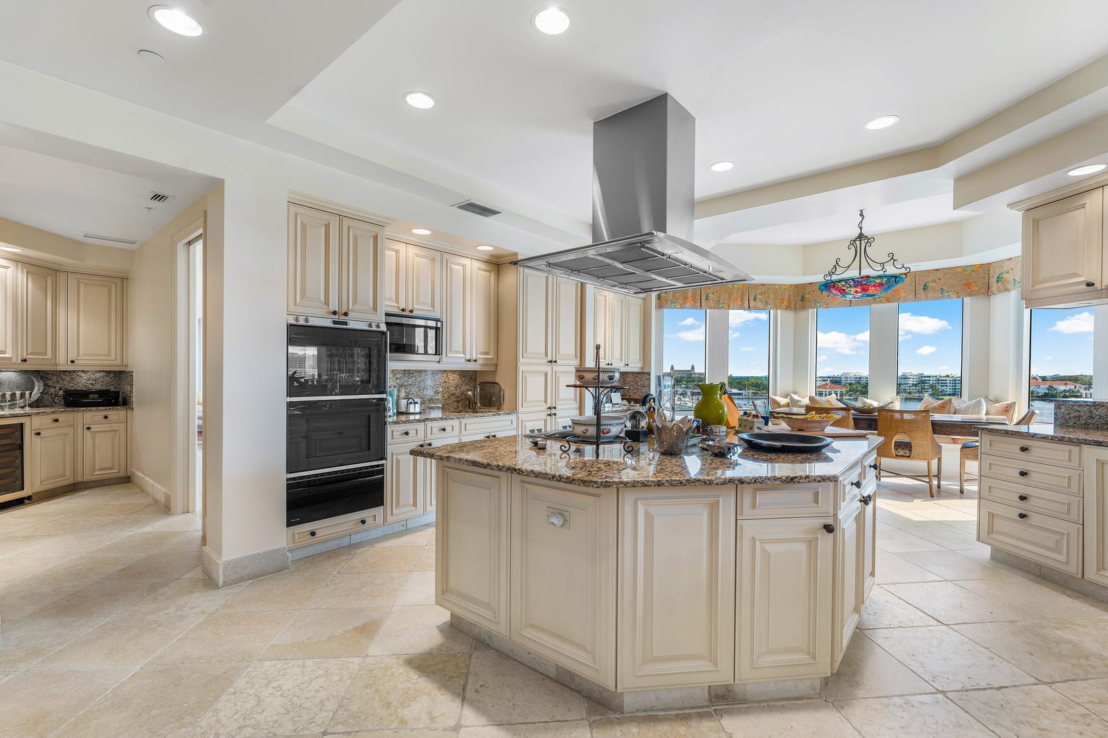 622 N Flagler Drive 604, West Palm Beach, FL 33401 photo 18