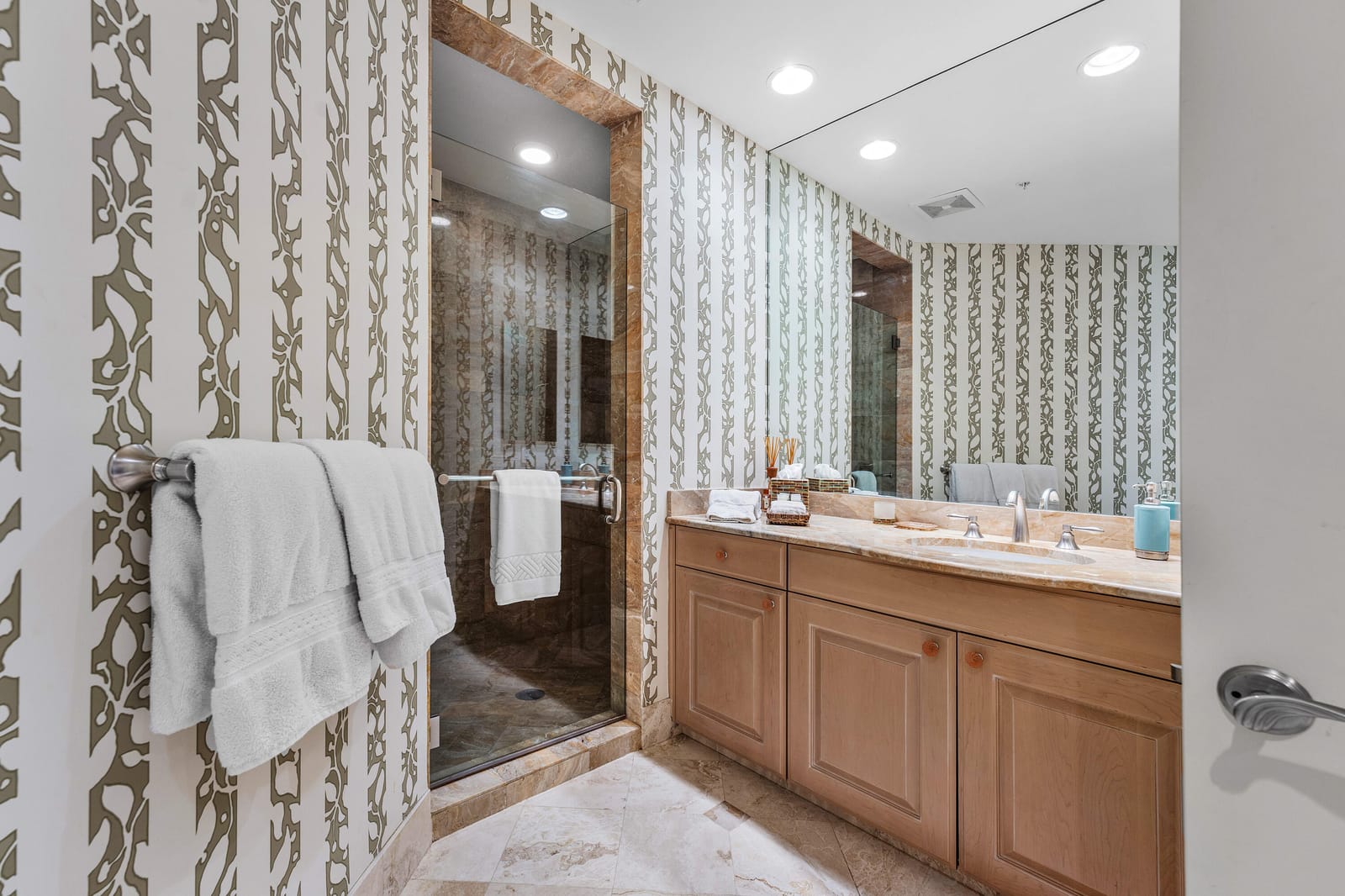 622 N Flagler Drive 604, West Palm Beach, FL 33401 photo 28