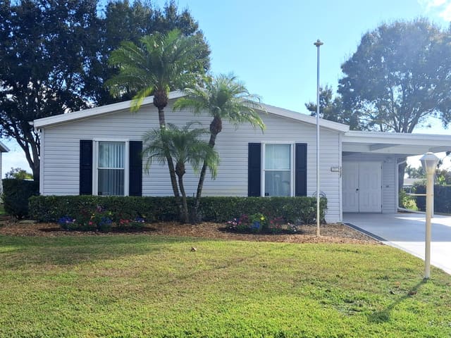 3237 Scarlet Tanager Court, Port St. Lucie, FL 34952