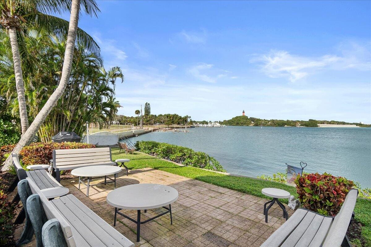 755 Saturn Street H101, Jupiter, FL 33477 photo 25