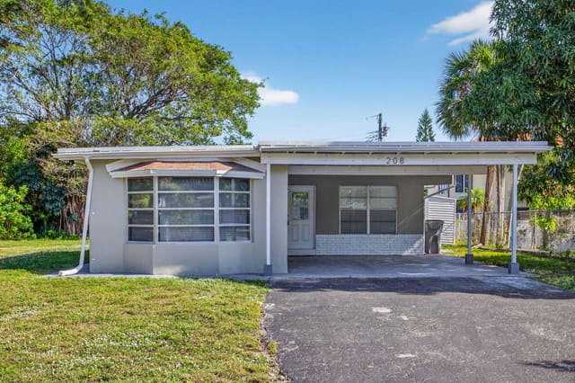 208 NE 14th Avenue, sold in Ocean Way Park, Pompano Beach, FL