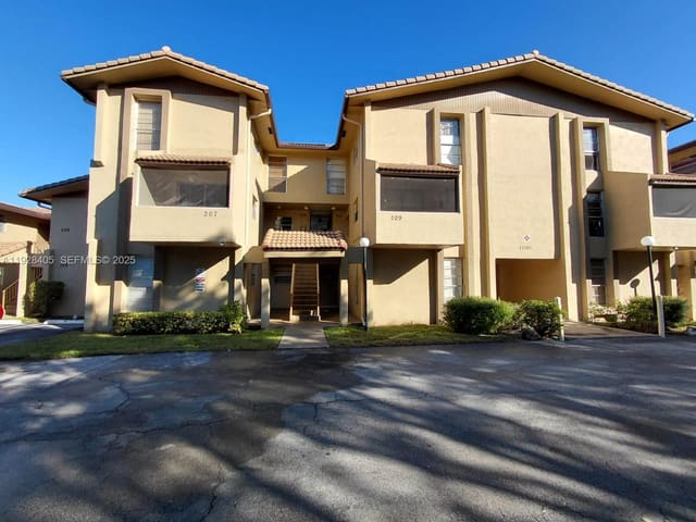 11101 Royal Palm Boulevard 208, Coral Springs, FL 33065