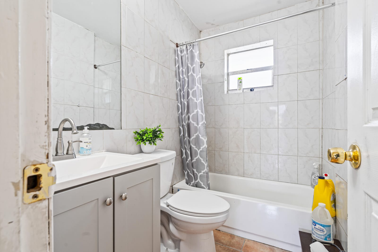 2761 NW 14th Court — photo 4