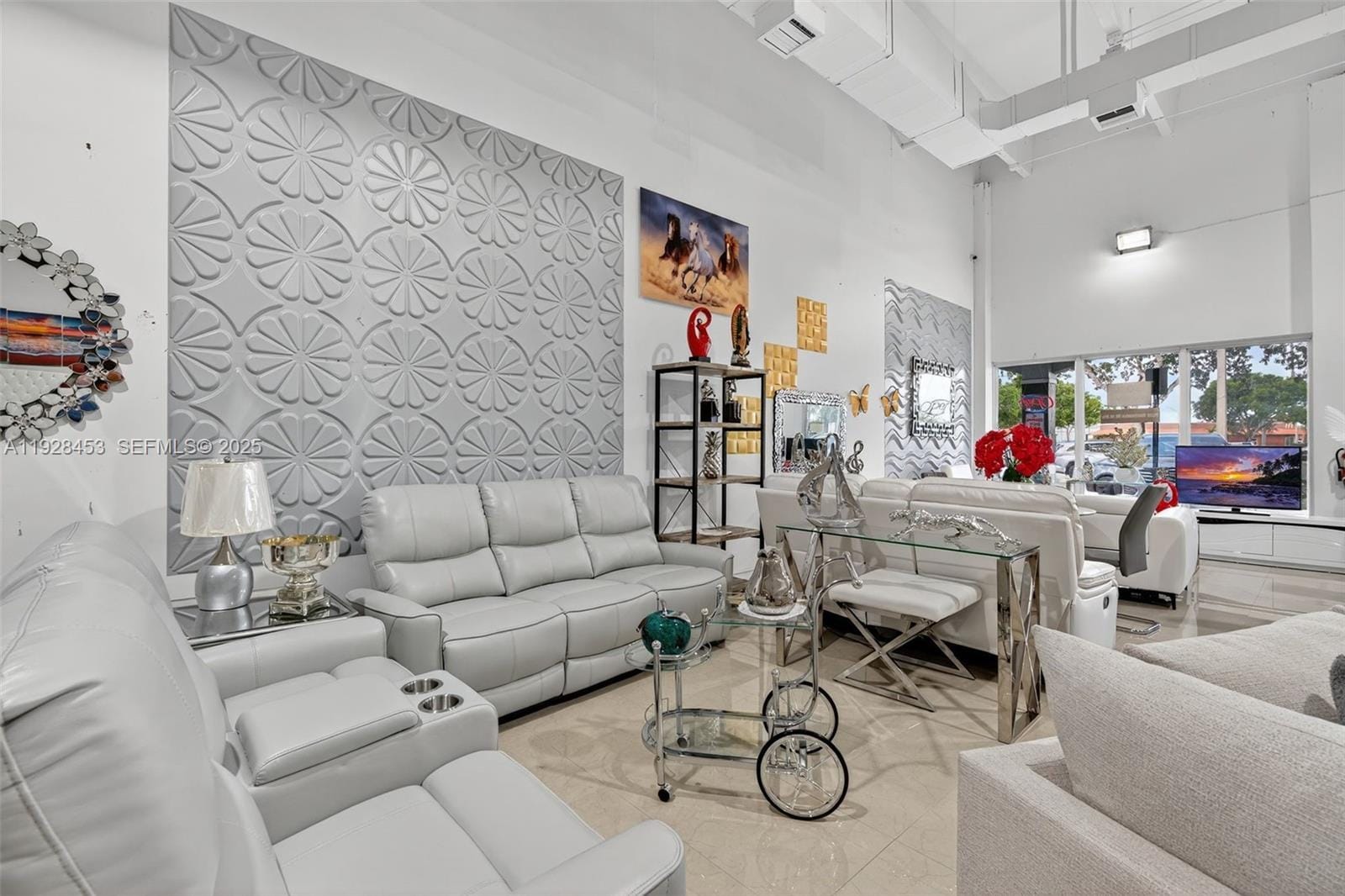 Furniture Furniture Store For Sale In The Tamiami Area — photo 6