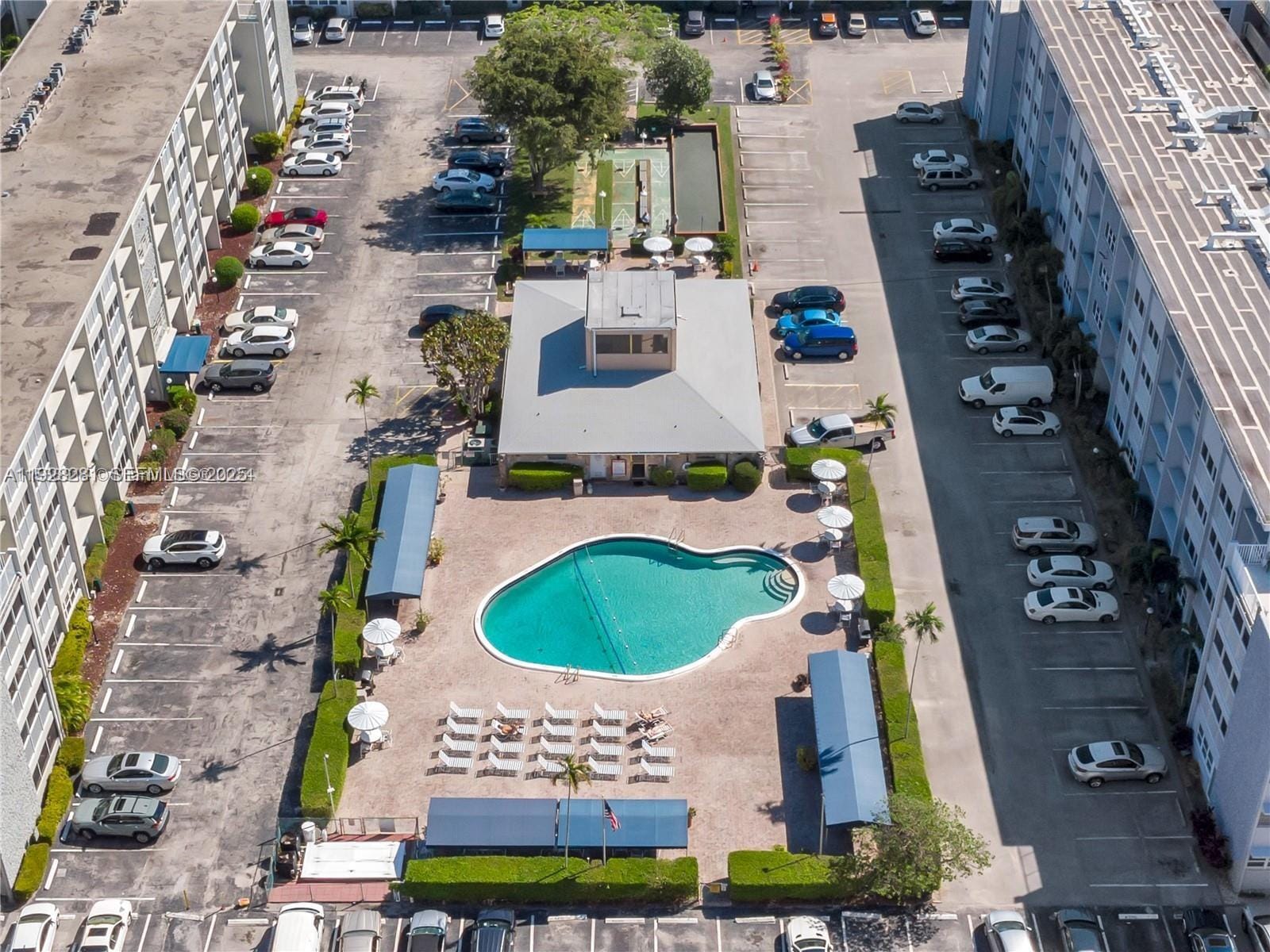 215 SE 3rd Avenue 407B, Hallandale Beach, FL 33009 photo 17