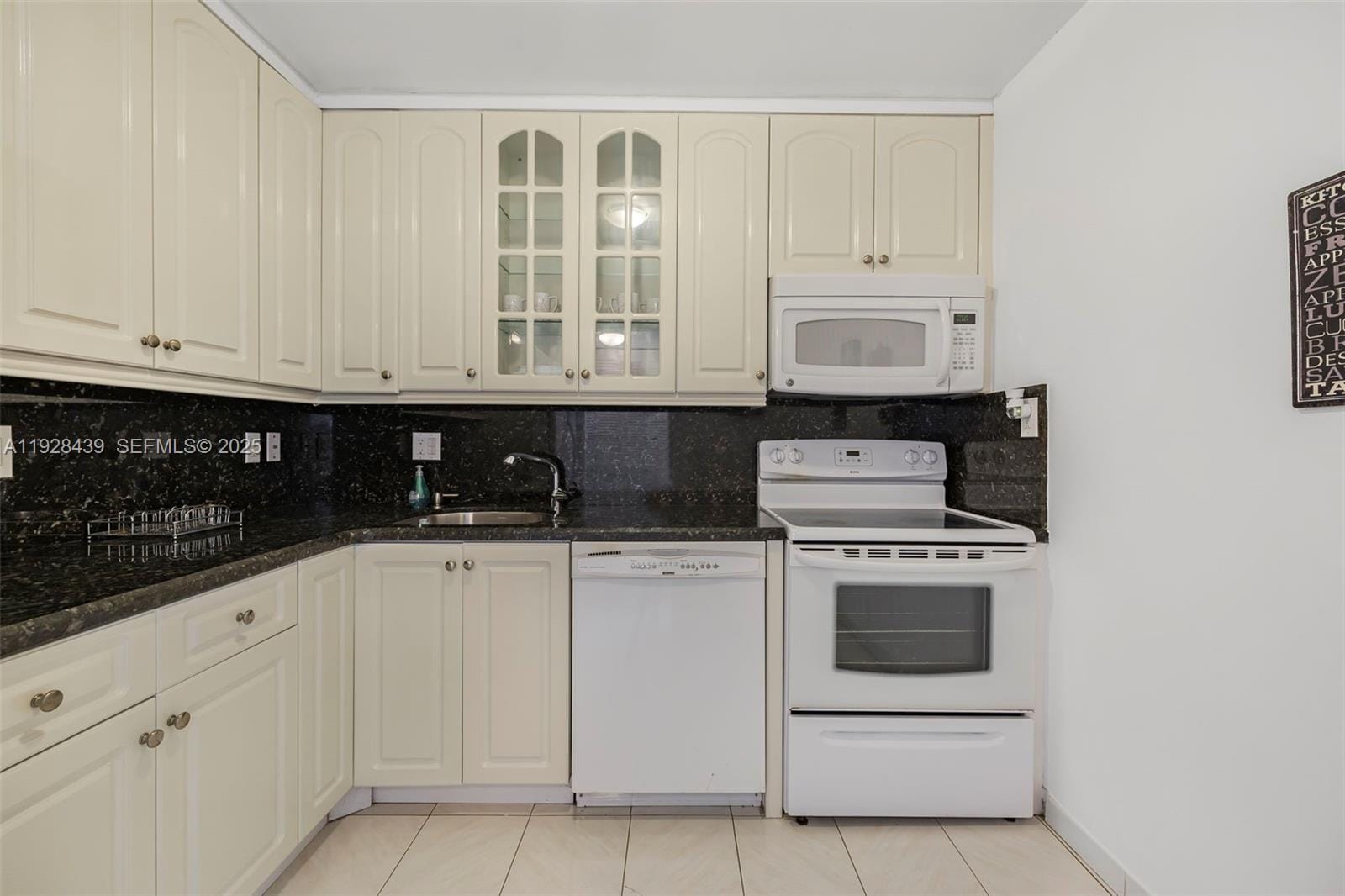2017 S Ocean Drive 606, Hallandale Beach, FL 33009 photo 19
