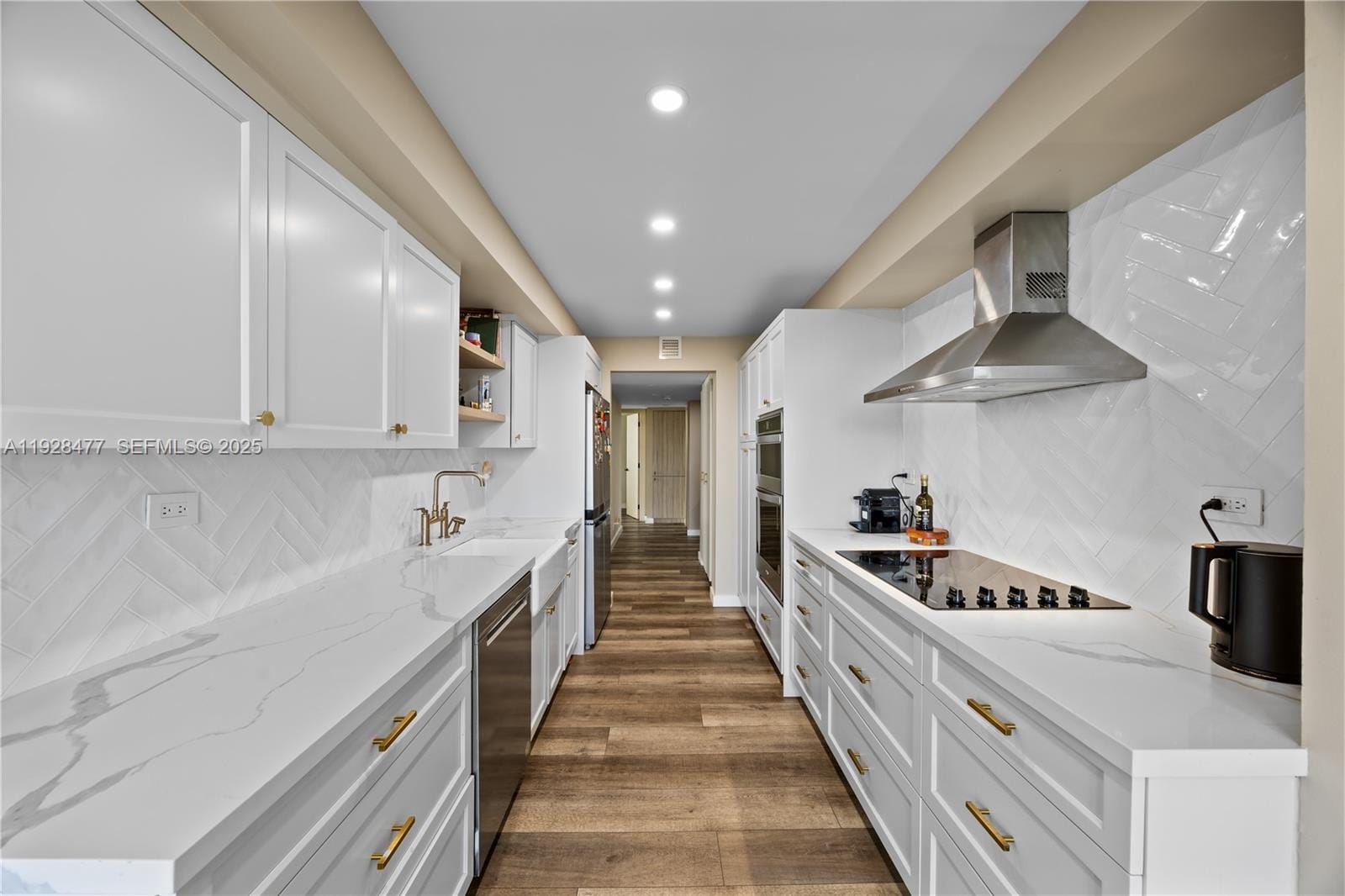1915 Brickell Avenue 1001, Miami, FL 33129 photo 14