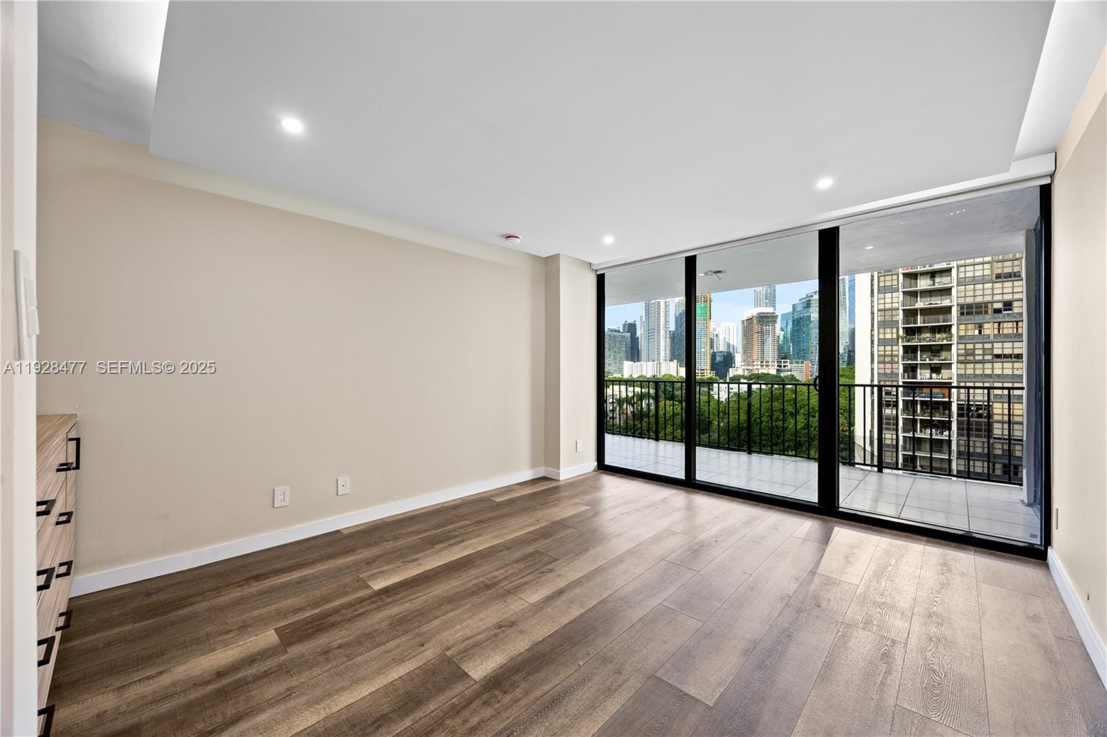 1915 Brickell Avenue 1001, Miami, FL 33129 photo 24