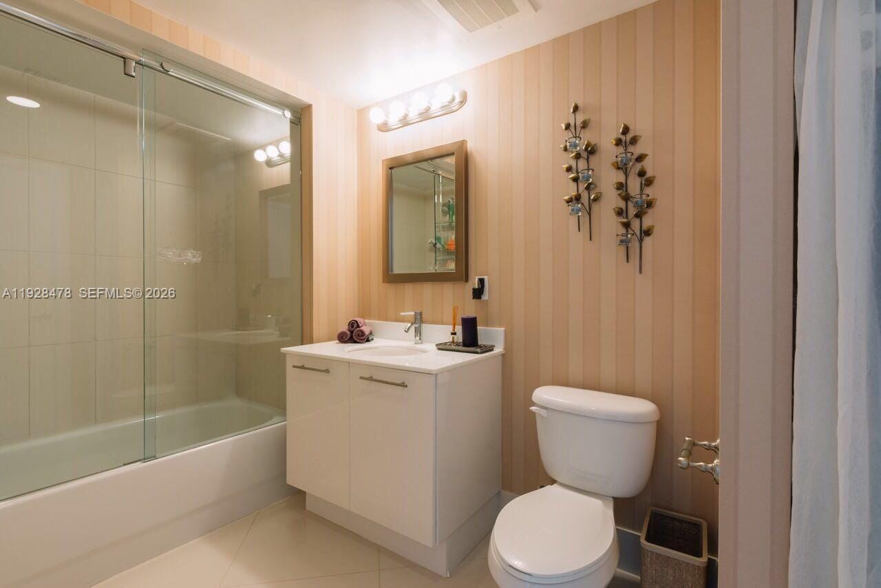 92 SW 3rd Street 1512, Miami, FL 33130 photo 3