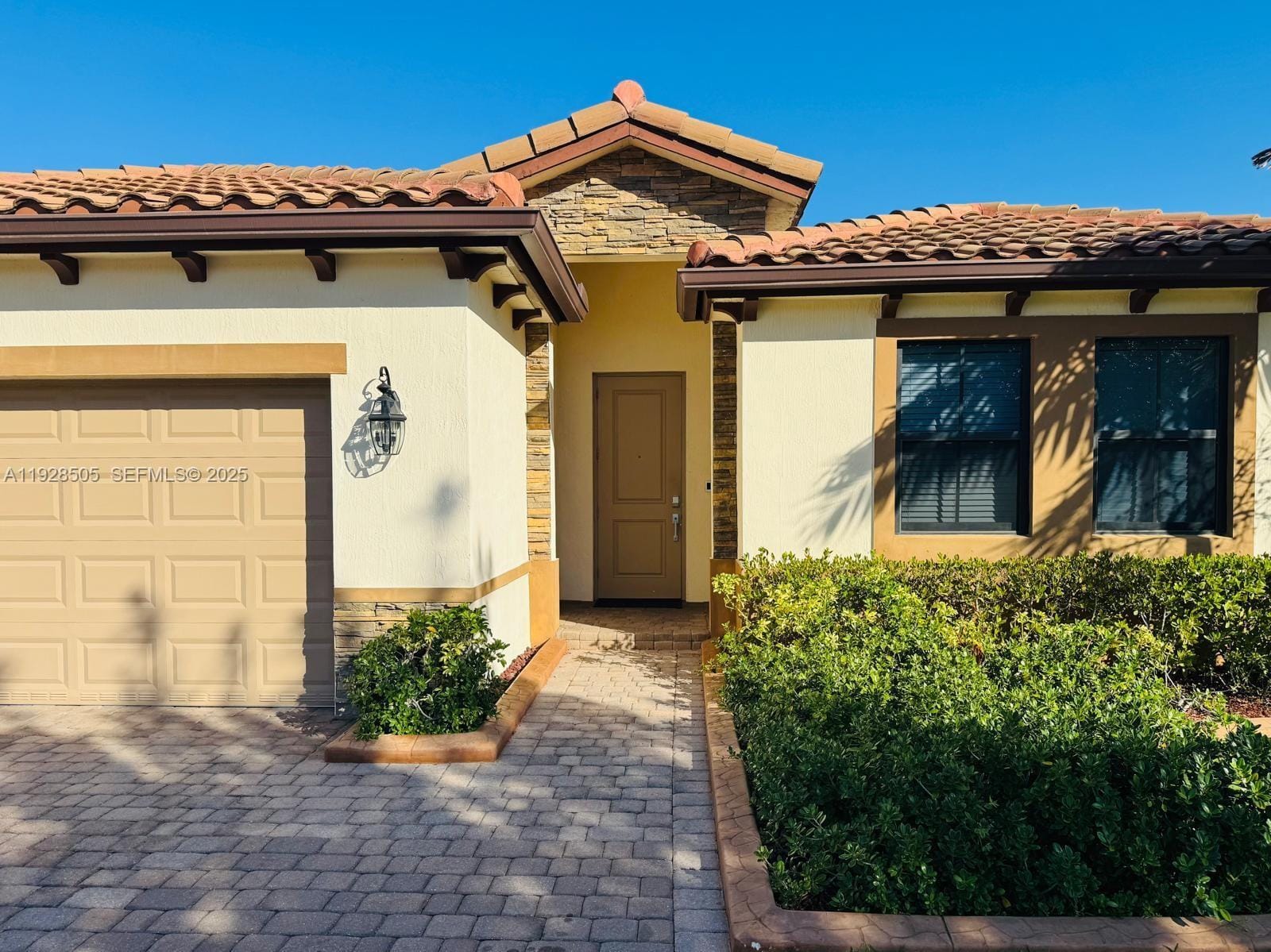 2491 SE 2nd Street, Homestead, FL 33033