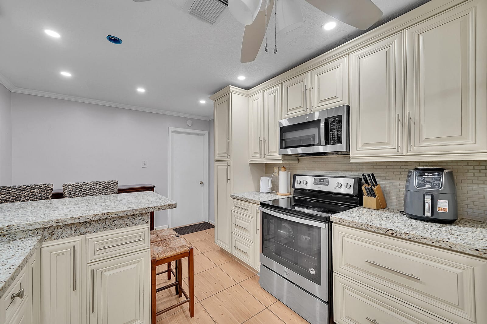 5303 NW 50th Avenue, Tamarac, FL 33319 photo 14