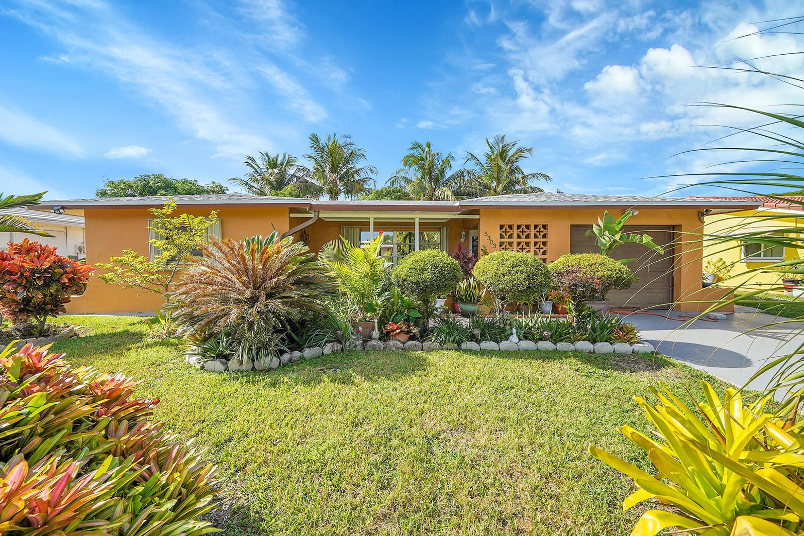 5303 NW 50th Avenue, Tamarac, FL 33319 photo 3