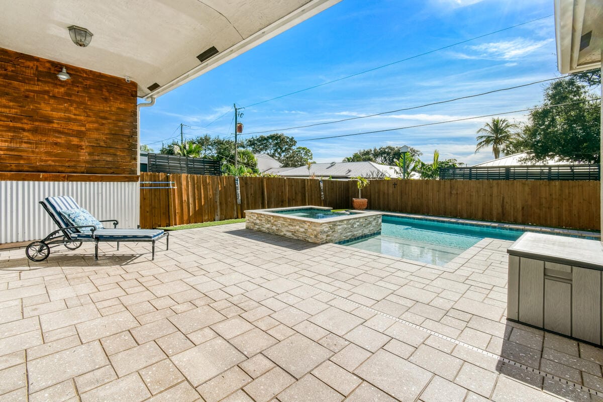 8120 SE Crossrip Street, Hobe Sound, FL 33455 photo 25