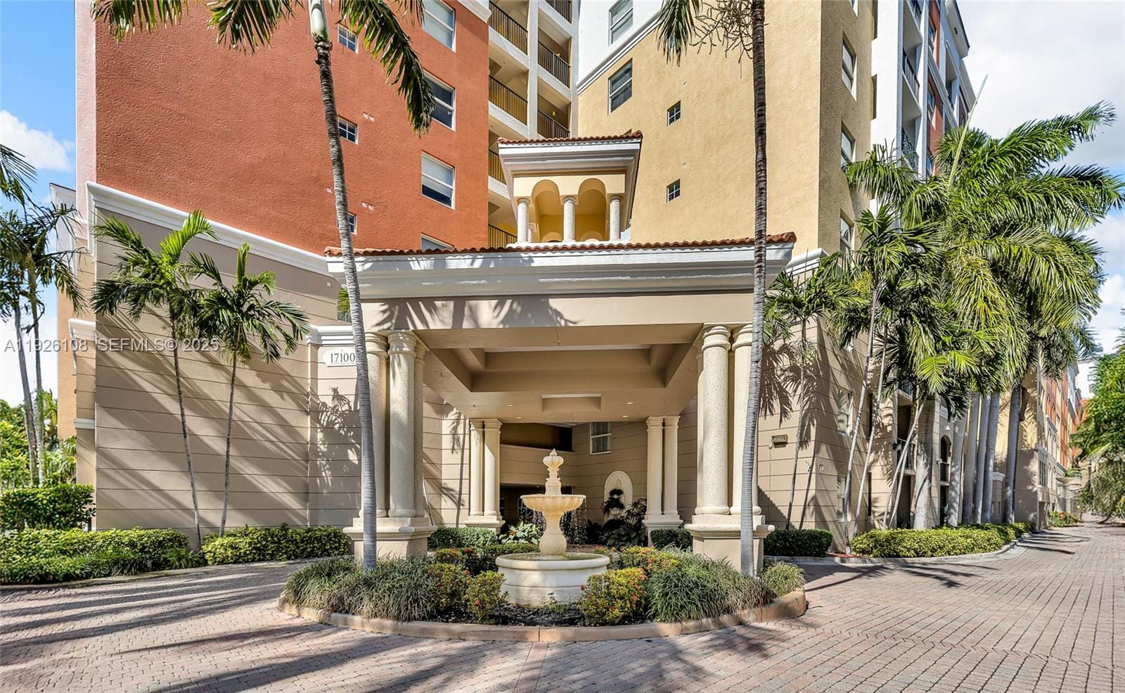 17150 N Bay Road 2301, Sunny Isles Beach, FL 33160 photo 2