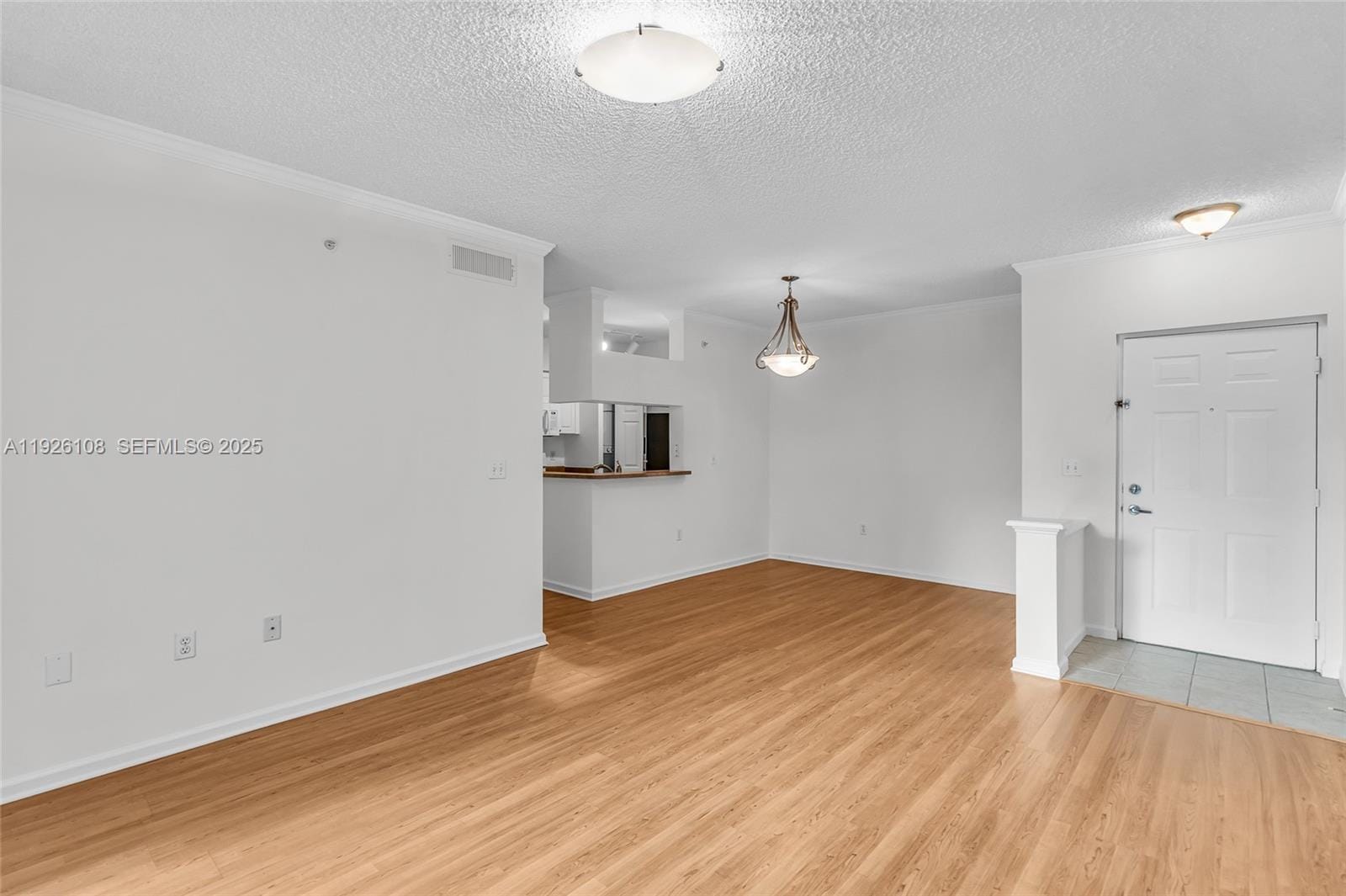 17150 N Bay Road 2301, Sunny Isles Beach, FL 33160 photo 5
