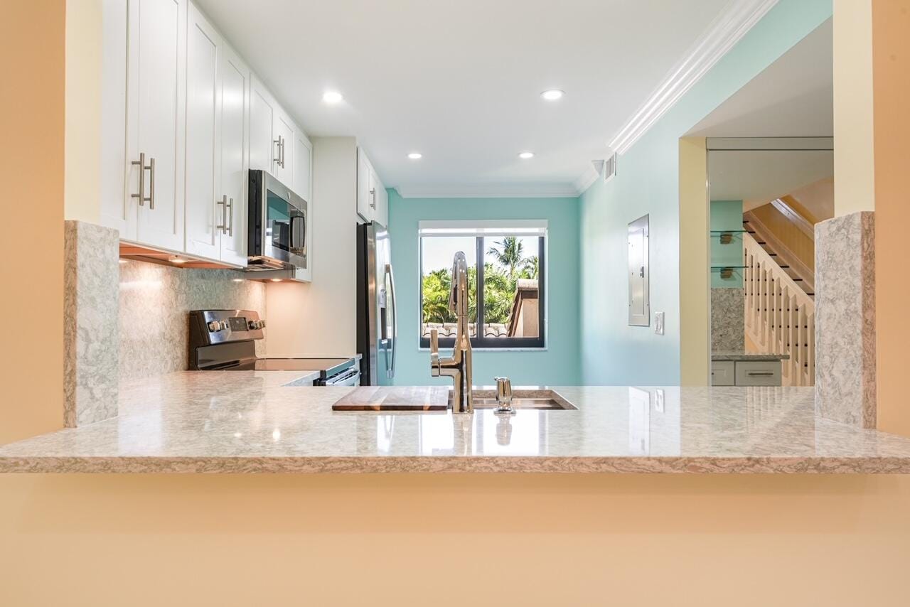 240 Captains Walk 5120, Delray Beach, FL 33483 photo 15