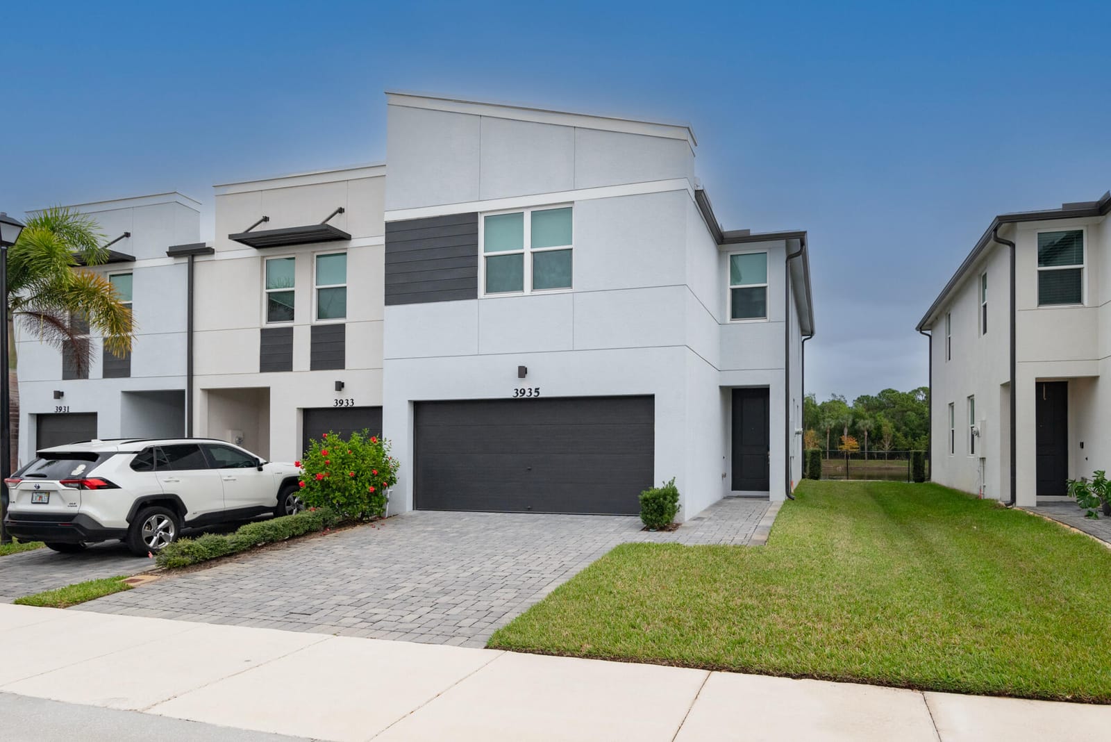 3935 SE Mentmore Lane, Stuart, FL 34997 photo 2