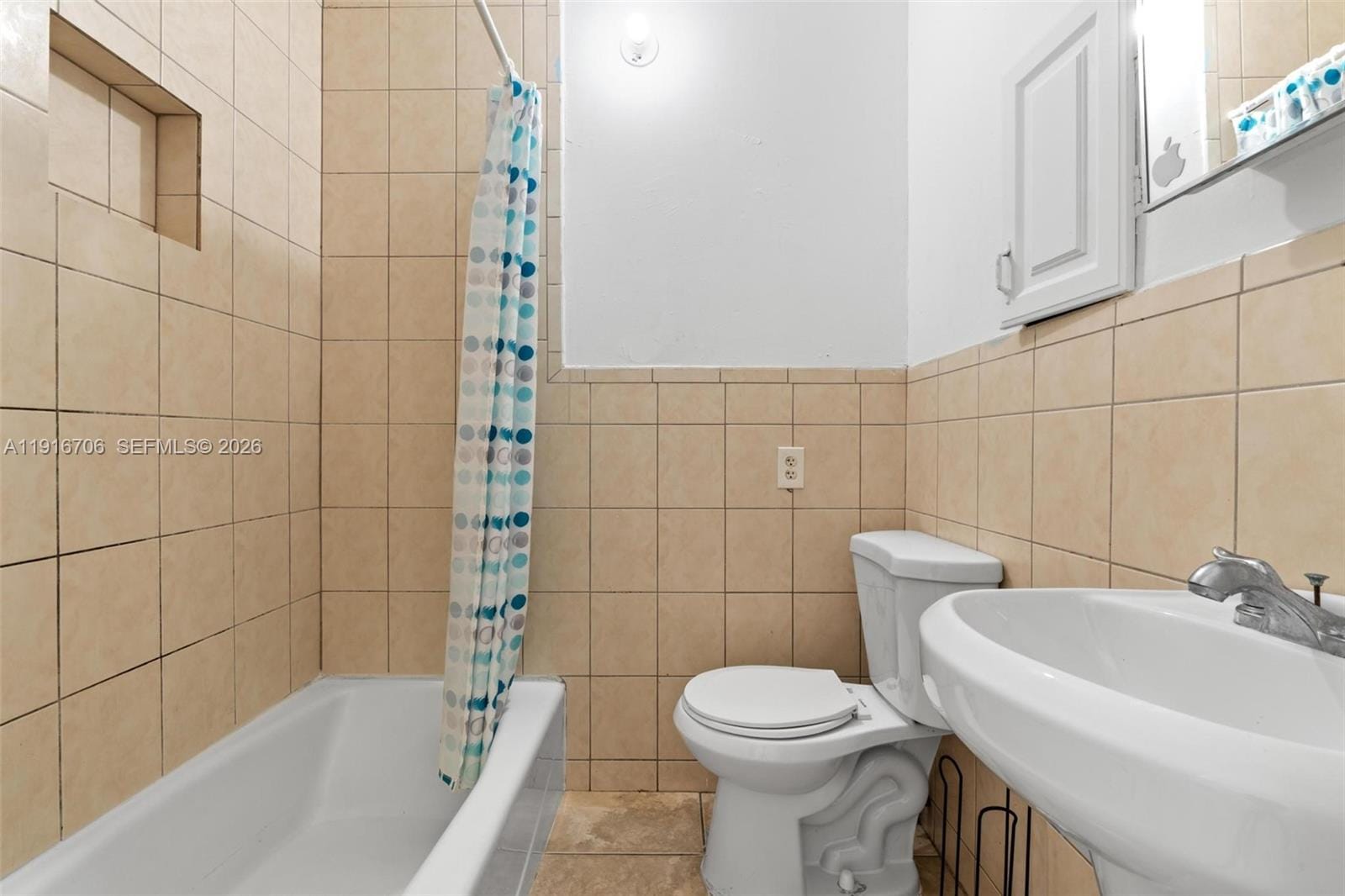 2262 NW 4th Street, Miami, FL 33125 photo 15