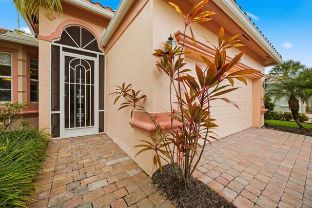 11200 SW Birch Tree Circle, Vitalia, Port St. Lucie, FL
