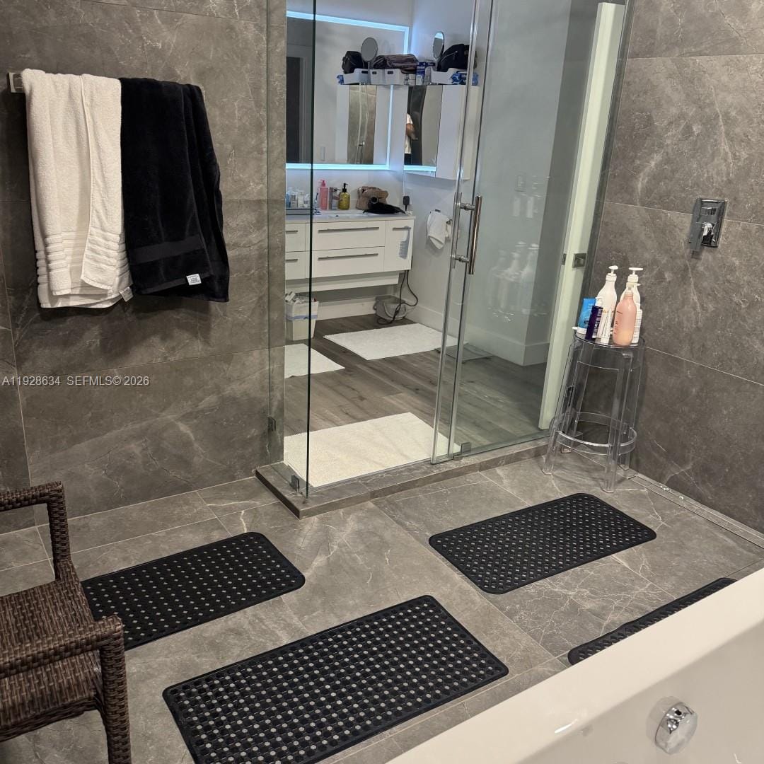 2000 S Bayshore Drive 46, Miami, FL 33133 photo 25