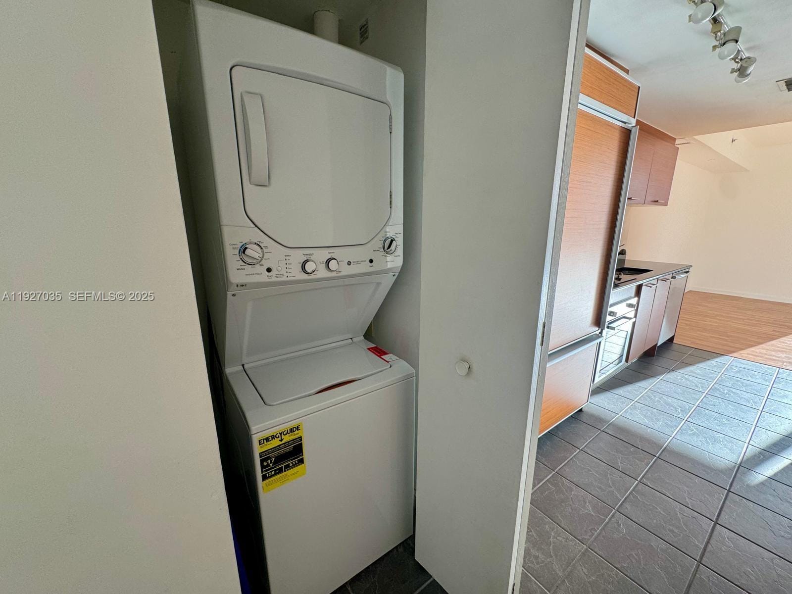50 Biscayne Boulevard 1703, Miami, FL 33132 photo 18