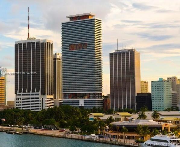50 Biscayne Boulevard 3807, Miami, FL 33132, Miami