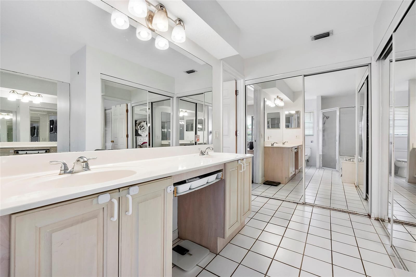 4020 Dorado Drive, Riviera Beach, FL 33418 photo 13